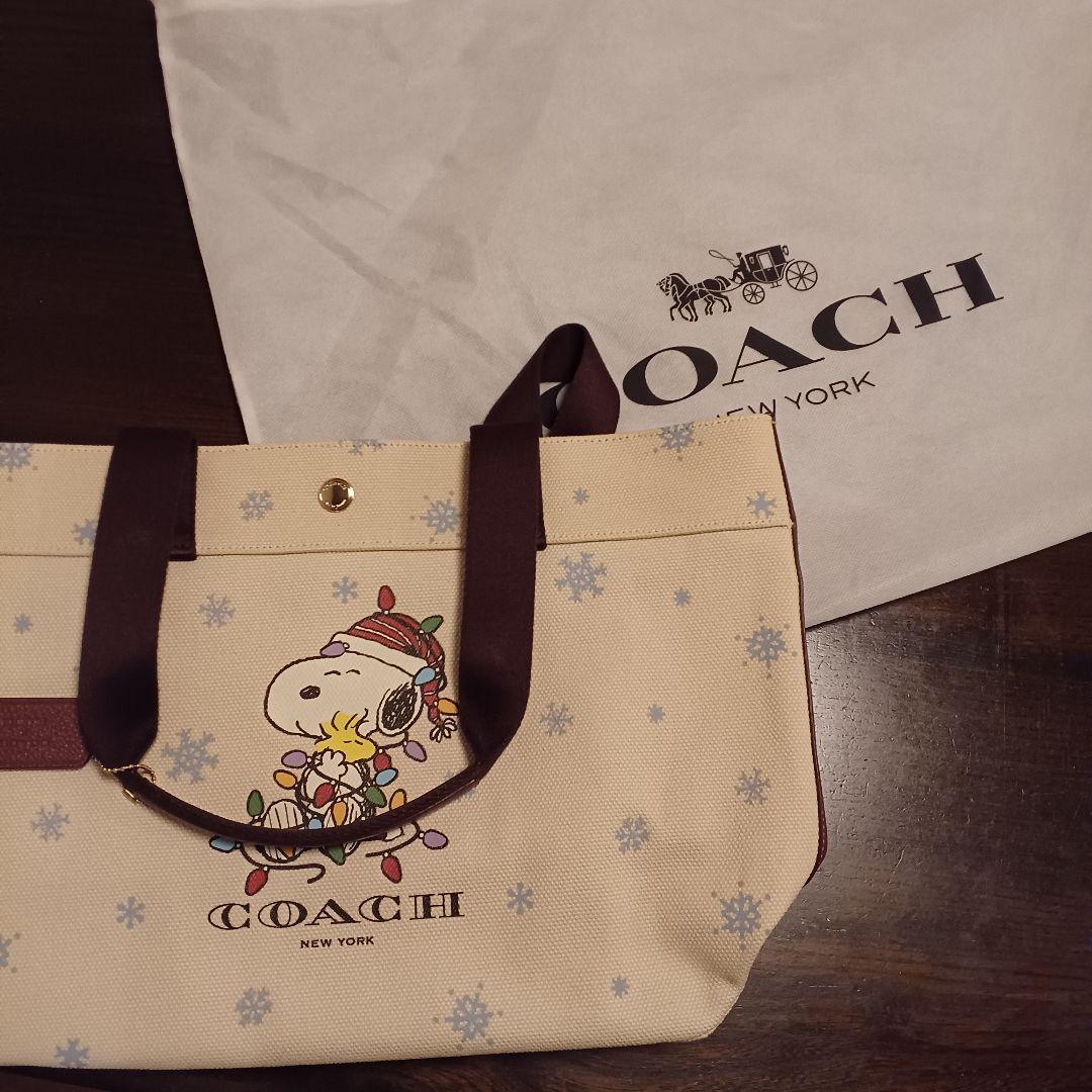 Coach スヌーピー柄 バッグ 中型 公式】コーチアウトレット | 【COACH X PEANUTS】キャンティーン
