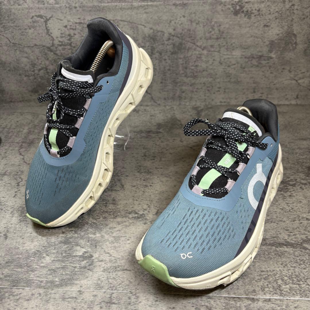 On オン 26 ランニングシューズCloudmonster ダスト ベーパー