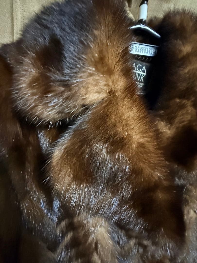 【超美品】高級SAGAMINK 濃いめブラウンミンクショートコート襟元ボリューム 【超美品】高級SAGAMINK 濃いめブラウンミンクショートコート襟元ボリューム