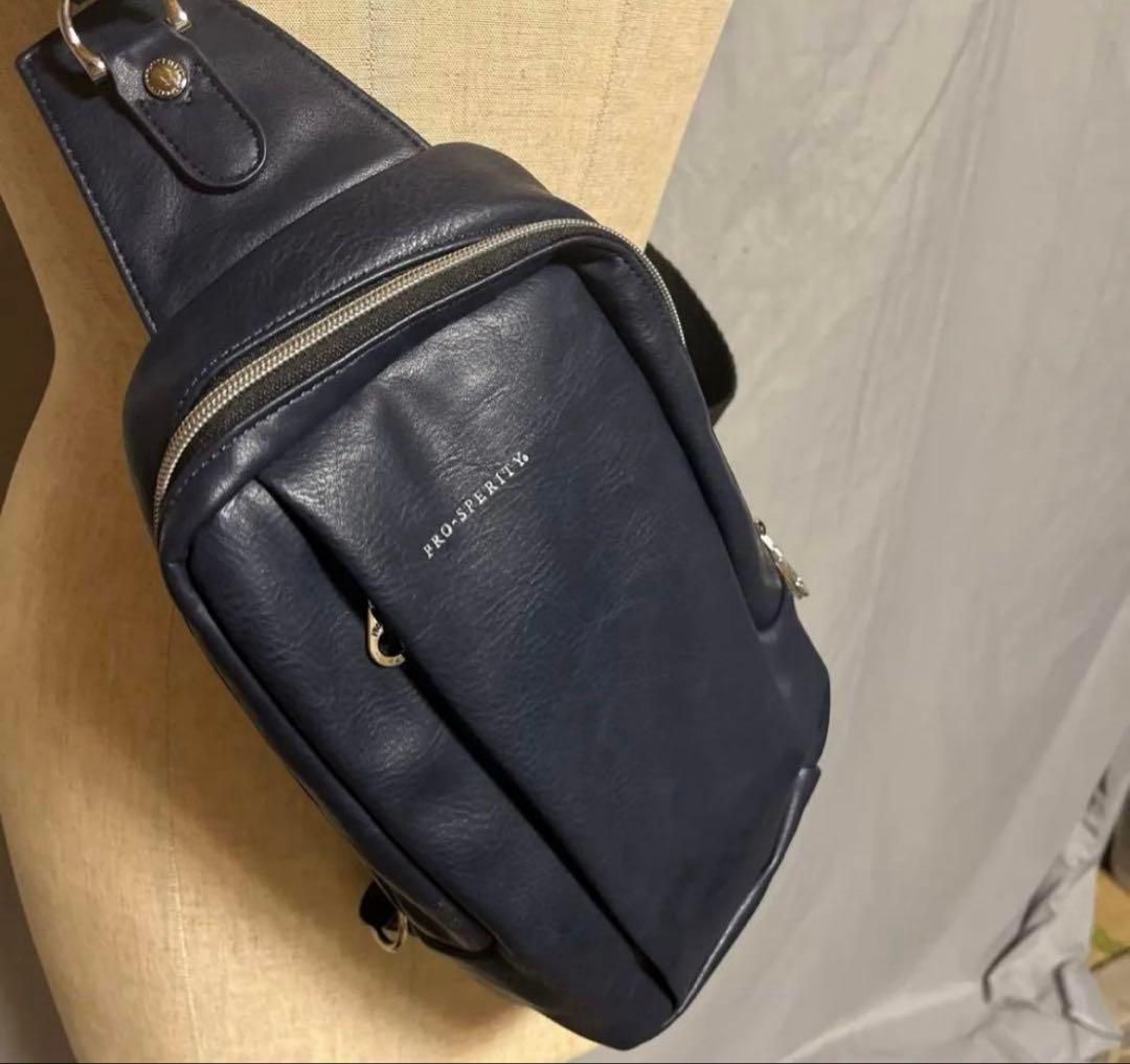 新品！【プロスペリティ】ボディバッグ 合皮PUレザー斜めがけ ショルダー メンズ プロスペリティ新品！ボディバッグ 合皮PUレザー斜めがけ ショルダー 父の日