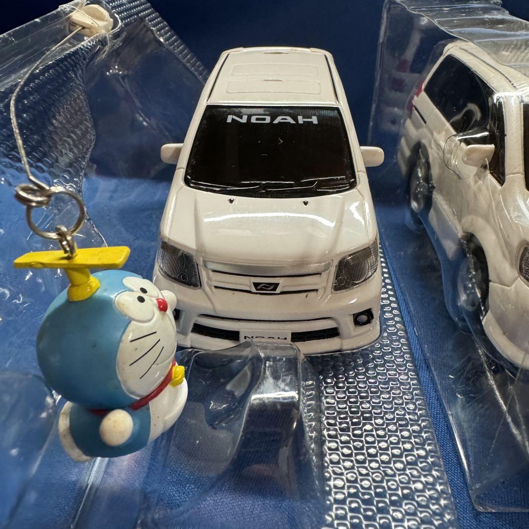 トヨタ ノア NOAH プルバックミニカー 2台セット - メルカリ