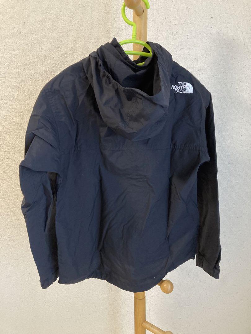 mont-bell ジャケットとThe North Face パーカー