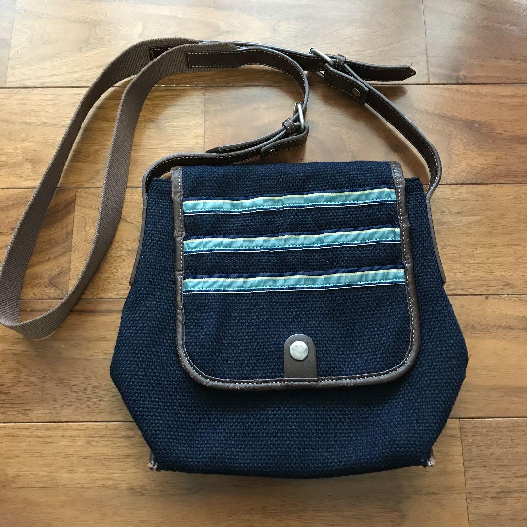メルカリ ポールスミス 斜めがけショルダーバッグ ポール スミス 2 900 中古や未使用のフリマ