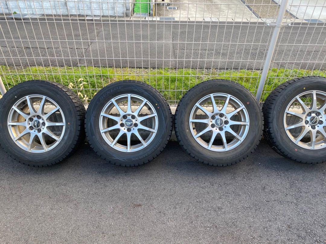 岐阜 スタッドレス(プリウス装着)DUNLOP(15インチホイール付き)バリ山!