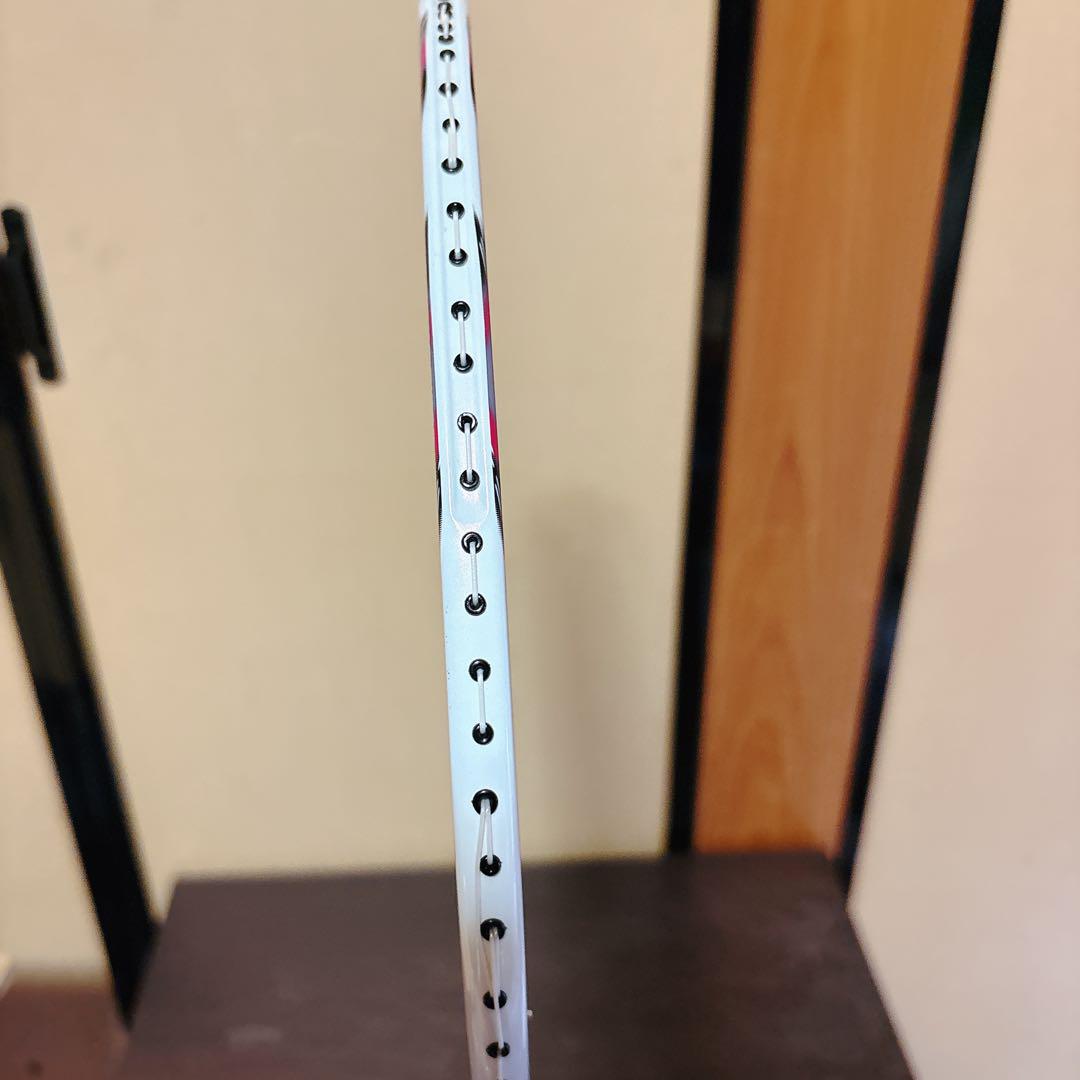 バドミントン　ラケット　ヨネックス　アストロクス 66 4UG6 人気