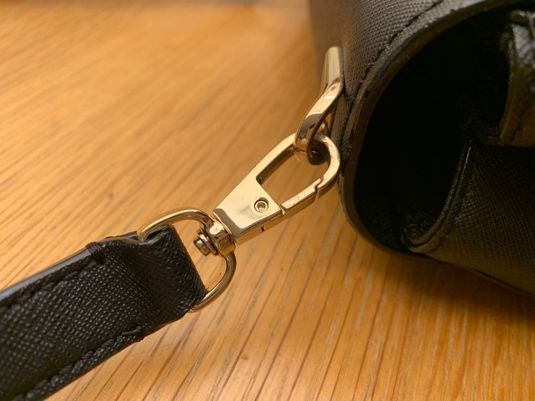 kate spade ブラック ショルダーバッグ