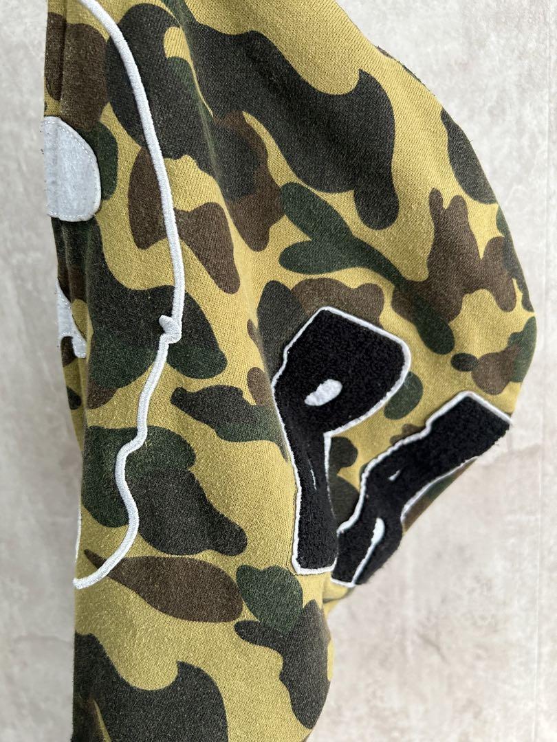 アベイシングエイプ A BATHING APE プルオーバー パーカー