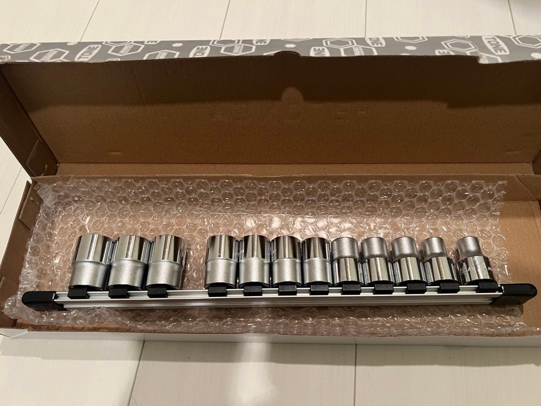 TONE ソケットセット HD412 (12個, ホルダー付き)