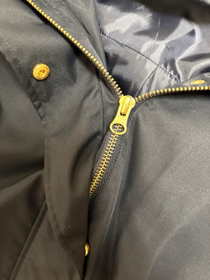 【美品】SHIPS Colors マウンテンパーカー ネイビー 【美品】SHIPS Colors マウンテンパーカー ネイビー