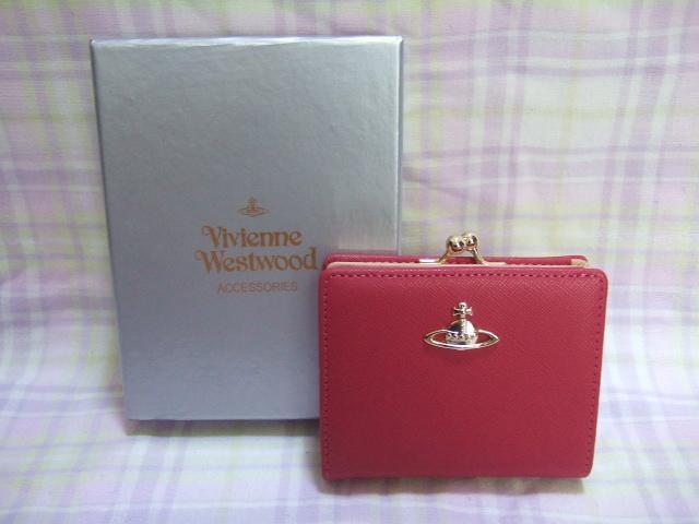未使用　Vivienne Westwood 二つ折り財布 ピーチ