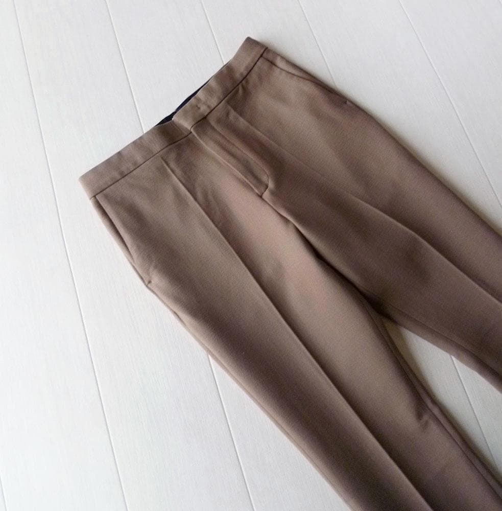 ▼美品 EFFE BEAMS 3,6万円 上品センタープレスパンツ ビームス ▼美品 EFFE BEAMS 3,6万円 上品センタープレスパンツ ビームス