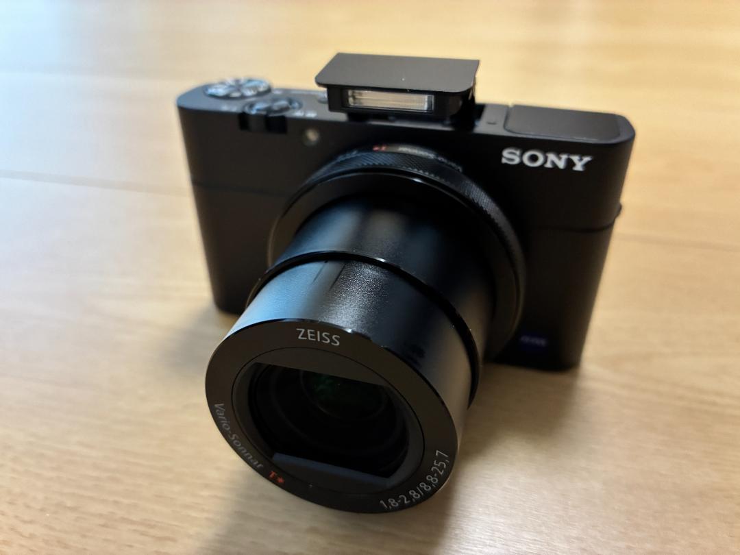 デジタルカメラ SONY Cyber-shot DSC-RX100M5