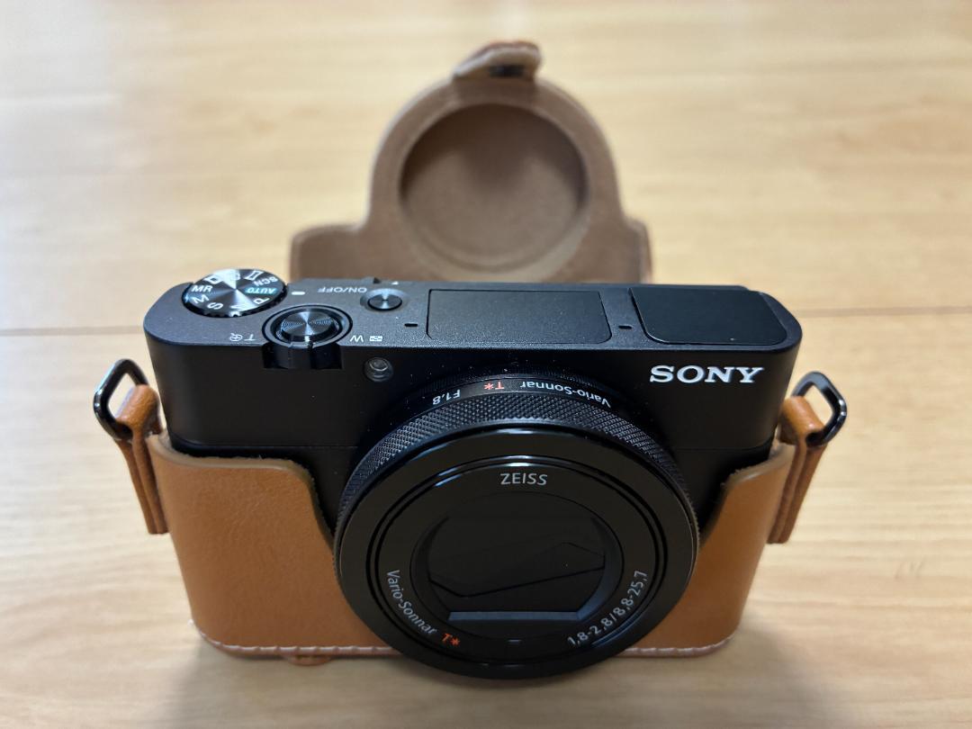 デジタルカメラ SONY Cyber-shot DSC-RX100M5
