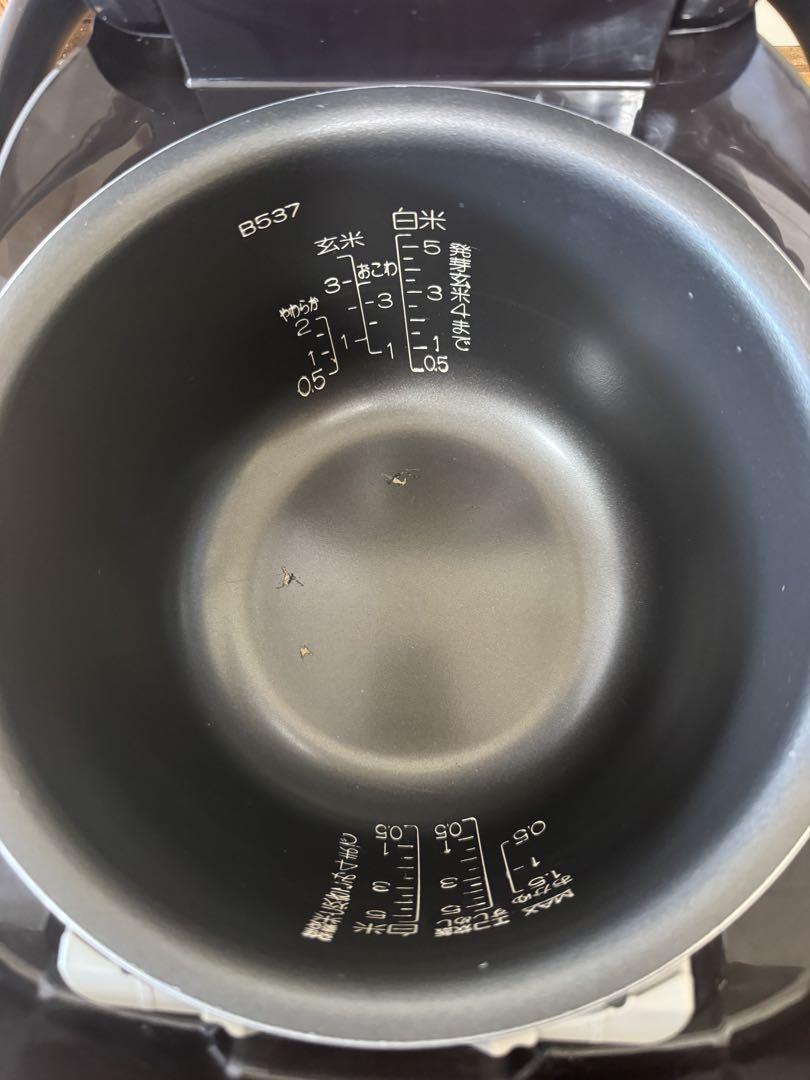 象印圧力IH炊飯ジャー　5.5合炊きNP-ZG10-2018年製