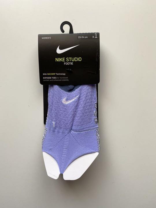 メルカリ Nike Studio Footie ナイキ ソックス レディース ナイキ 1 000 中古や未使用のフリマ メルカリ Nike Studio Footie ナイキ ソックス レディース ナイキ 1 000 中古や未使用のフリマ