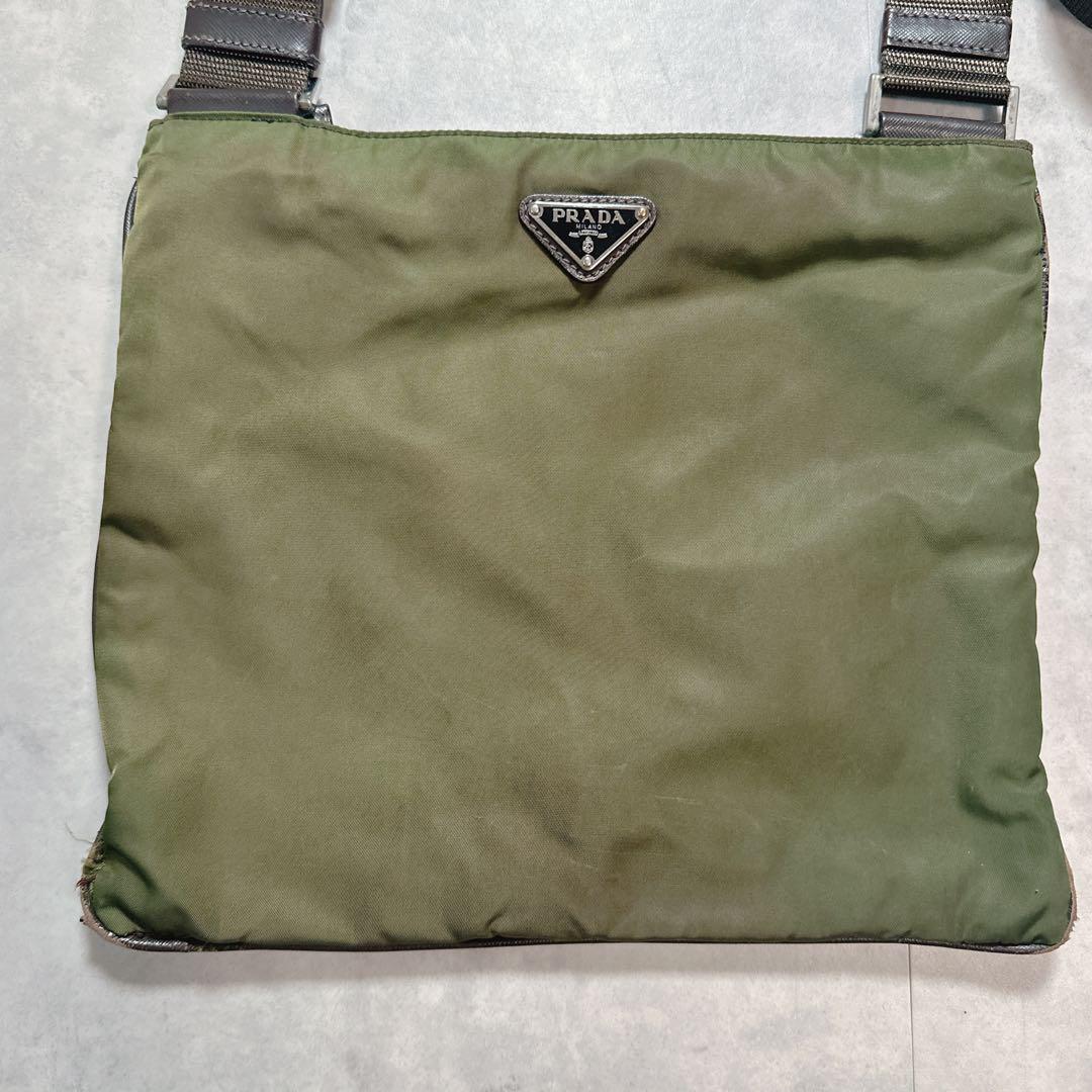 良品 PRADA プラダ O ナイロン カーキ 緑 ショルダーバッグ 三角