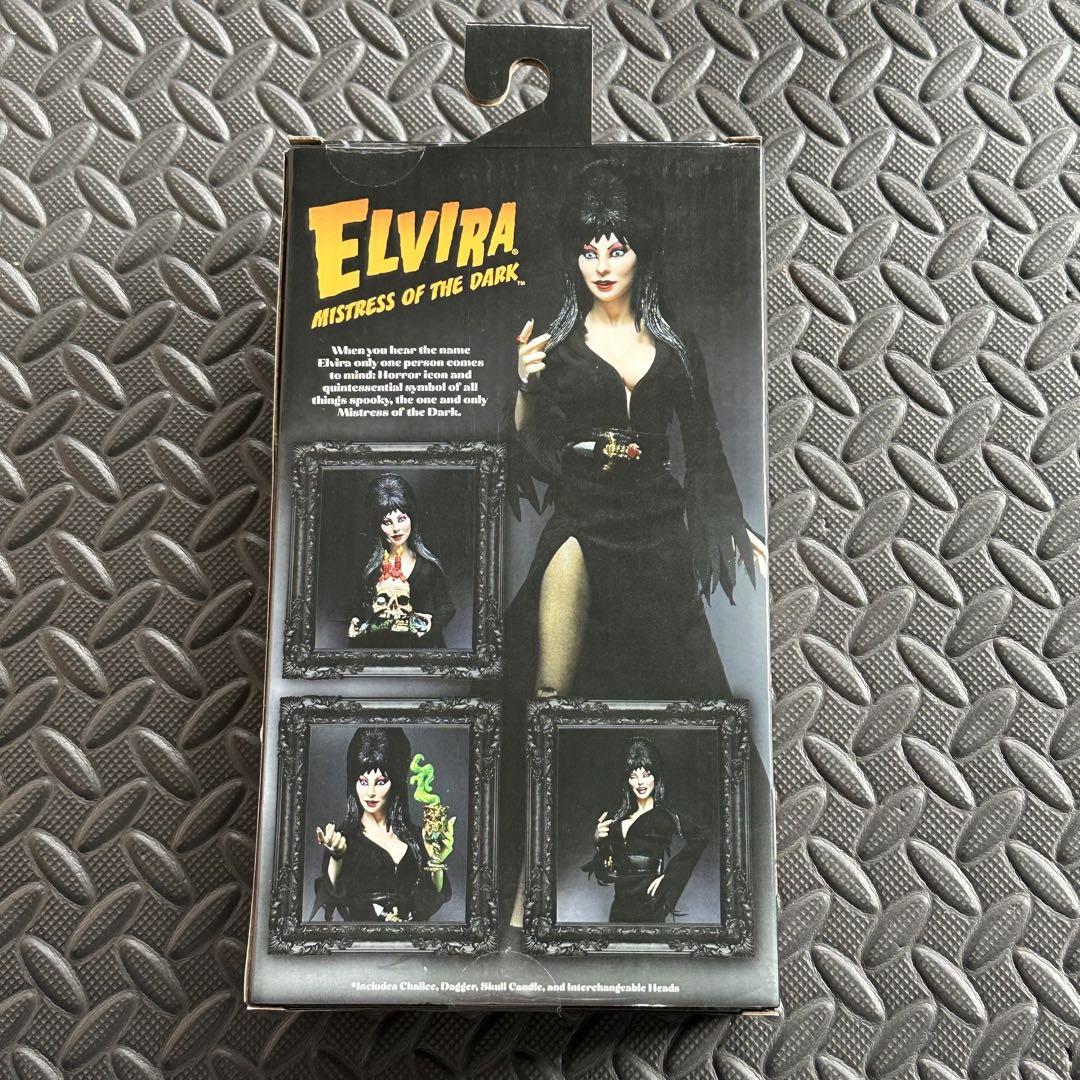 Elvira (エルヴァイラ) NECA 8インチアクションフィギュア Amazon | ELVIRA エルヴァイラ ネカ 8インチ アクションドール