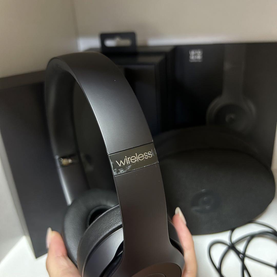 BEATS ヘッドホン
