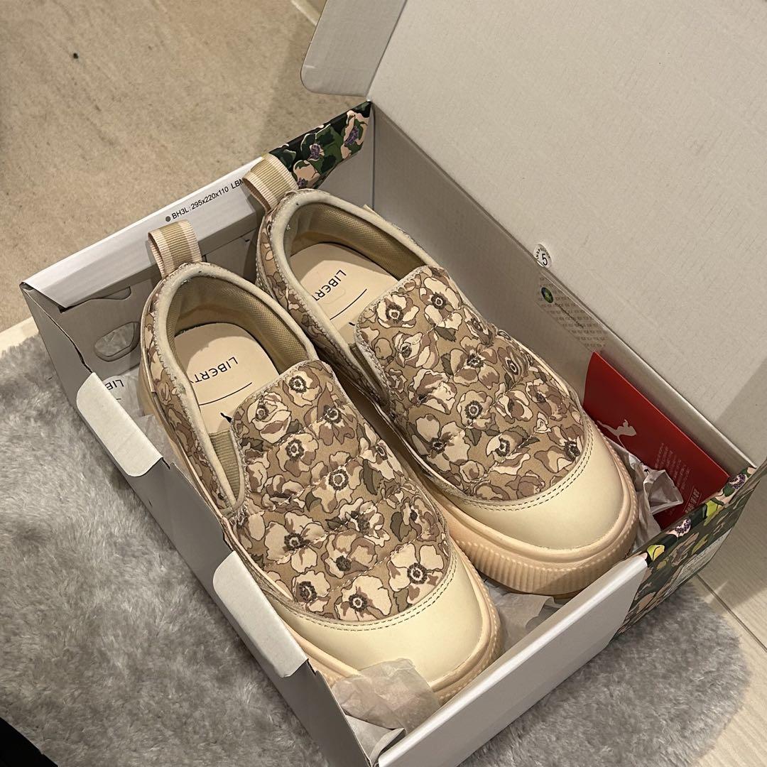 PUMA x LIBERTY スウェード マユ スリッポン スニーカー - メルカリ