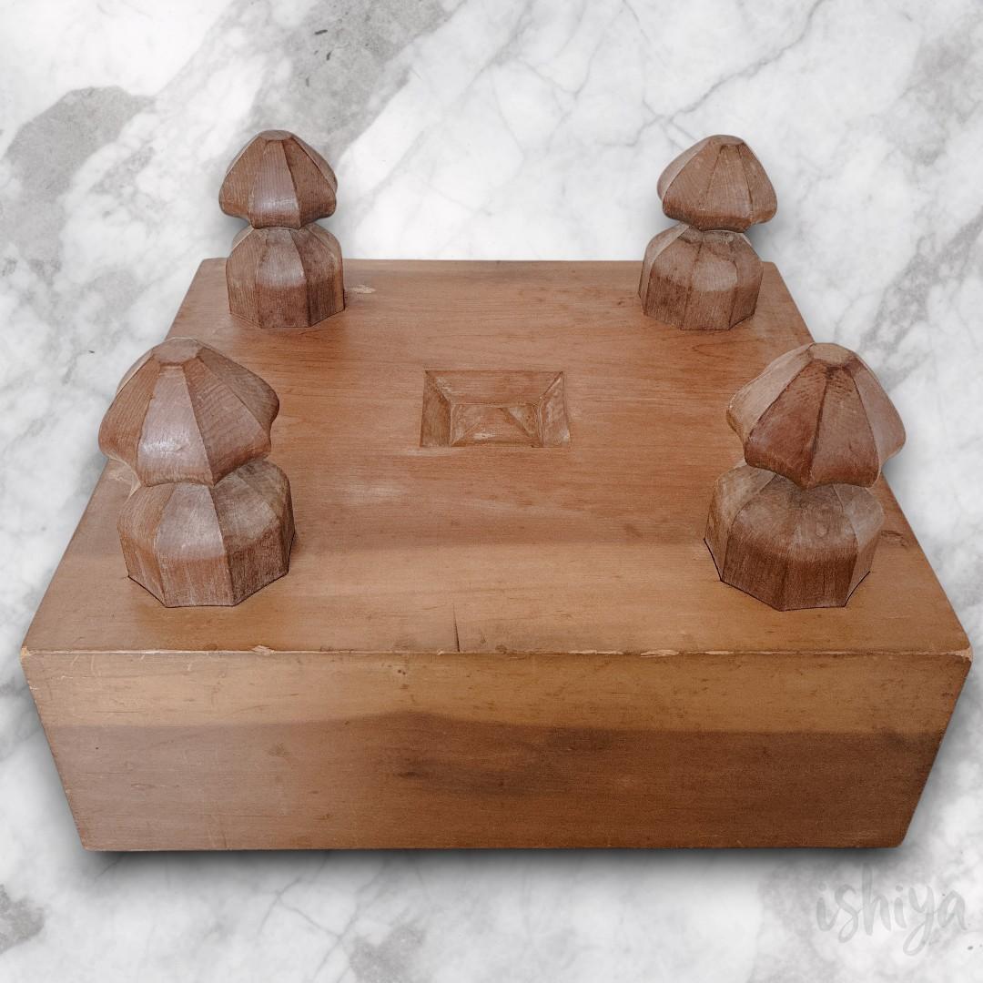 【重厚感】 木製 囲碁盤 厚さ約15cm へそ付き 脚付き