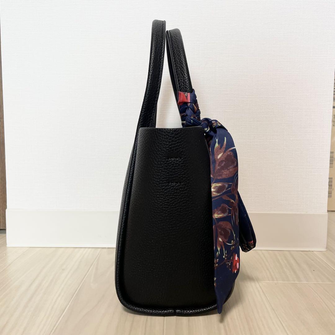 【未使用品】Oriental Traffic/スカーフ付きハンドバッグ/黒 未使用】Oriental Traffic スカーフ付きハンドバッグ2way - メルカリ