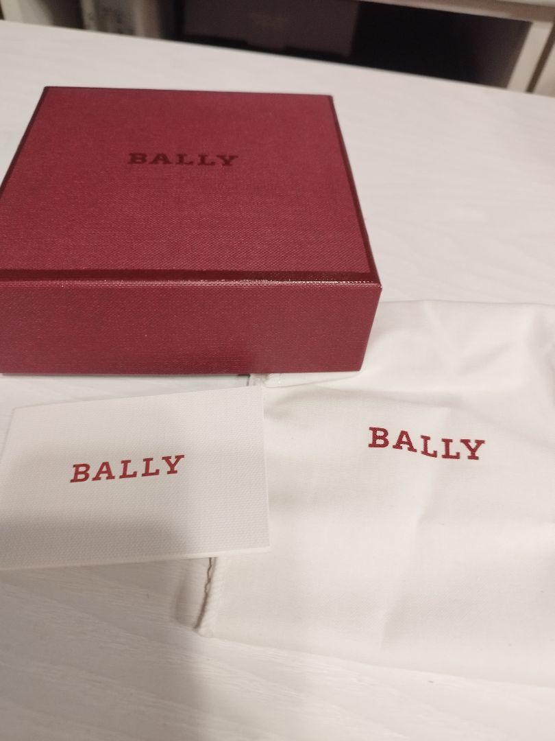 BALLY 二つ折り財布 黒 レザー スイス製