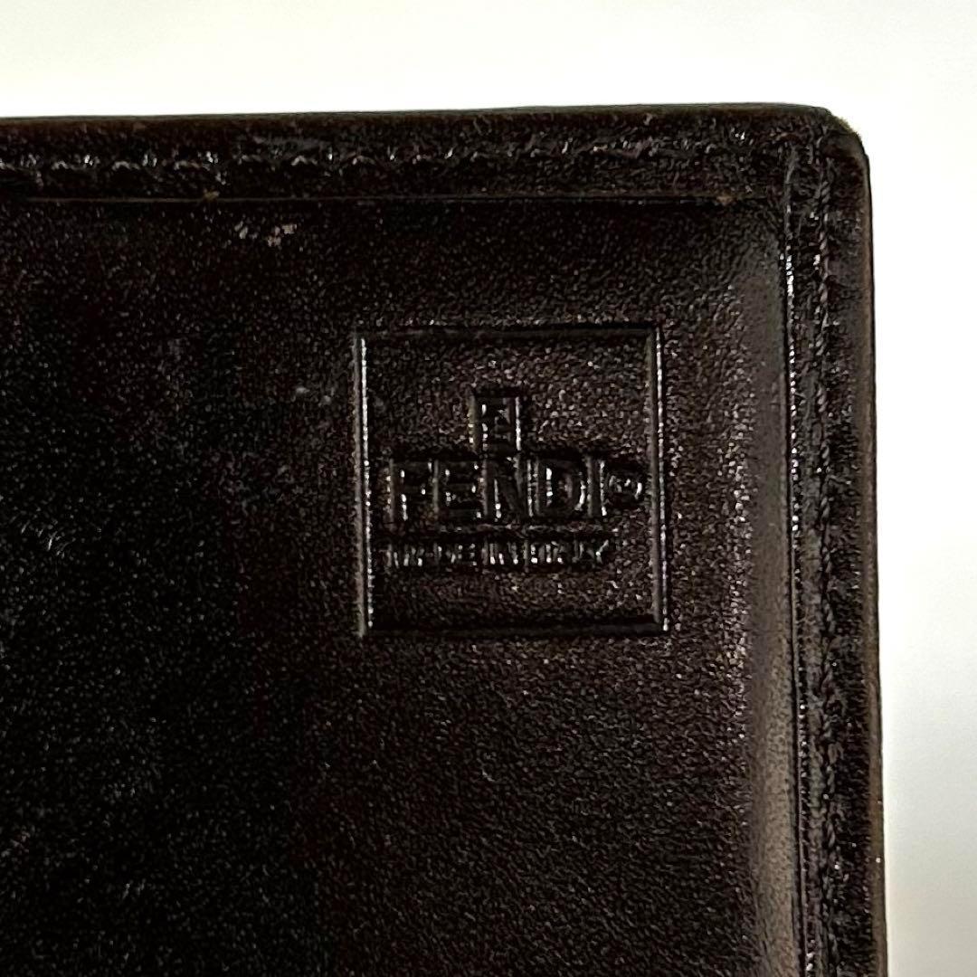 Lien　FENDI フェンディ ズッカ柄 二つ折り財布 エナメルブラック FENDI フェンディ ズッカ柄2つ折り財布