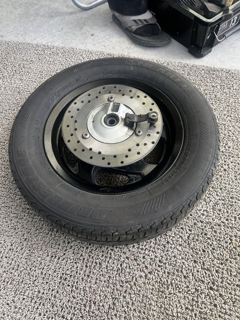 ヤマハ　マジェスティ250　SG03J　リアホイール（タイヤ付き）