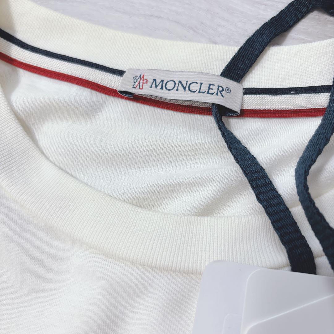 新品　モンクレール　Tシャツ　白　ホワイト