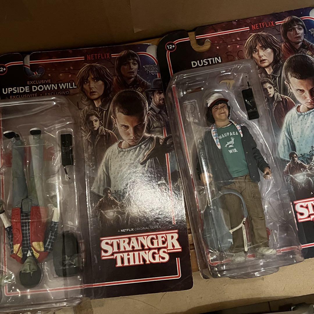 ストレンジャー・シングス 8体　フィギュアセット