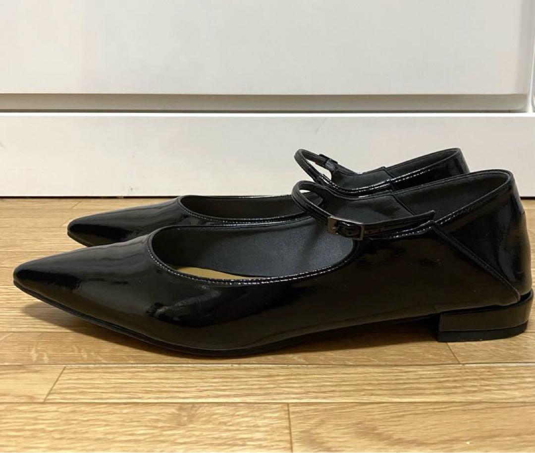 エナメルポインテッドフラットメリージェーン 25.5 ブラック 美品