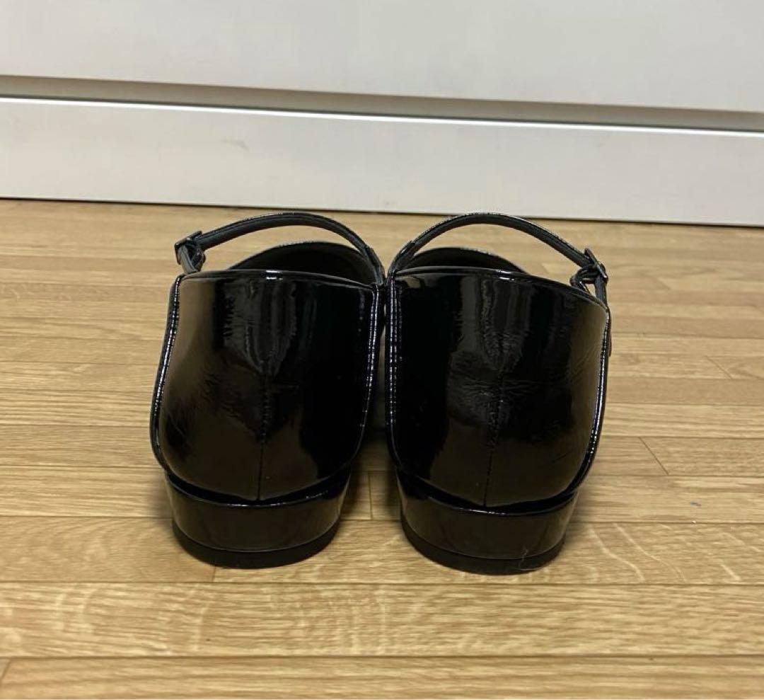 エナメルポインテッドフラットメリージェーン 25.5 ブラック 美品