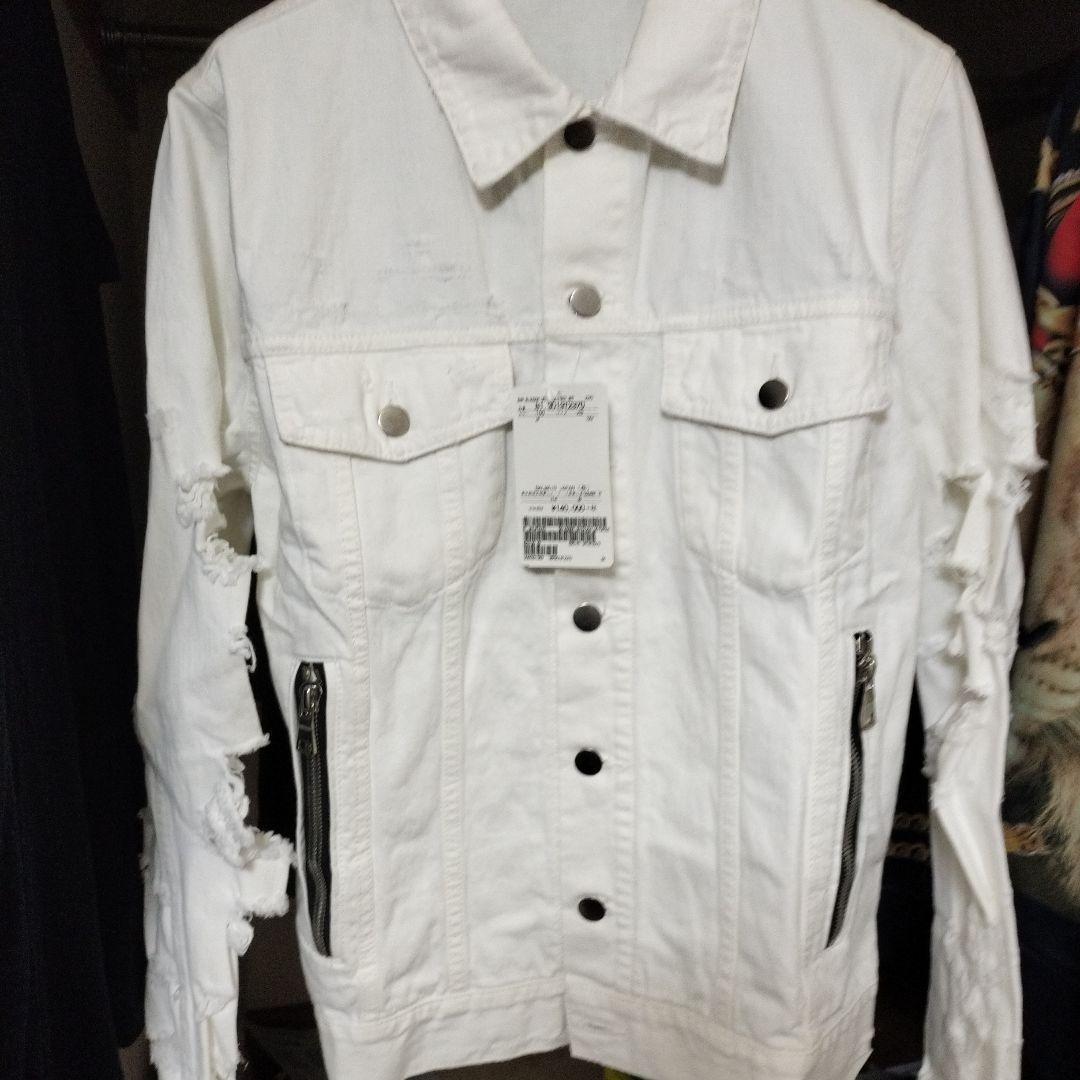 BALMAIN　ホワイトデニムジャケット