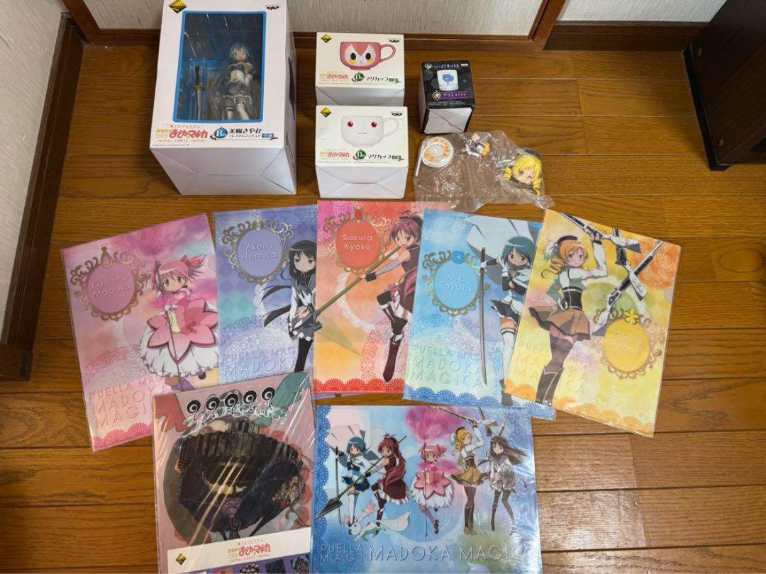 【週末限定価格】ラブライブ　まどマギ　ワンピース　グッズまとめ売り ラブライブ まどマギ ワンピース グッズまとめ売り