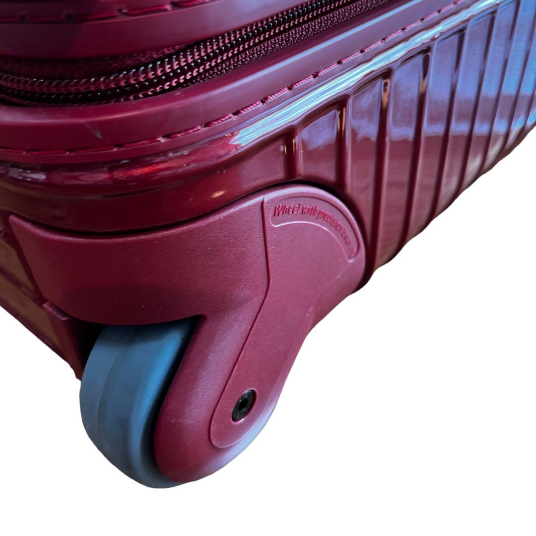 リモワ RIMOWA サルサデラックスハイブリッド   2輪 30L 未使用品