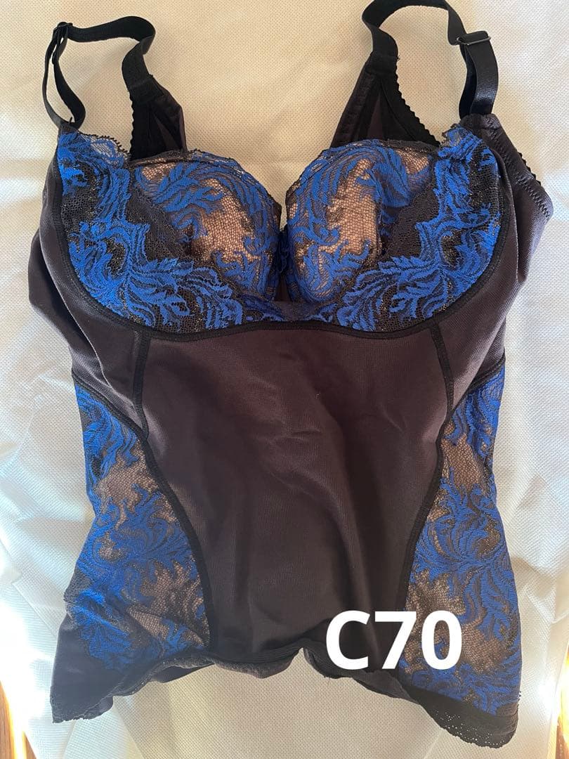 マルコ カーヴィシャス ロングブラジャーC70M MARUKO