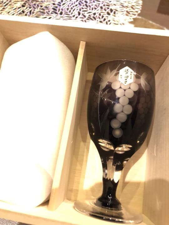 【新品】江戸切子　彩鳳　木箱入り　ぶどう柄ペアグラス 新品