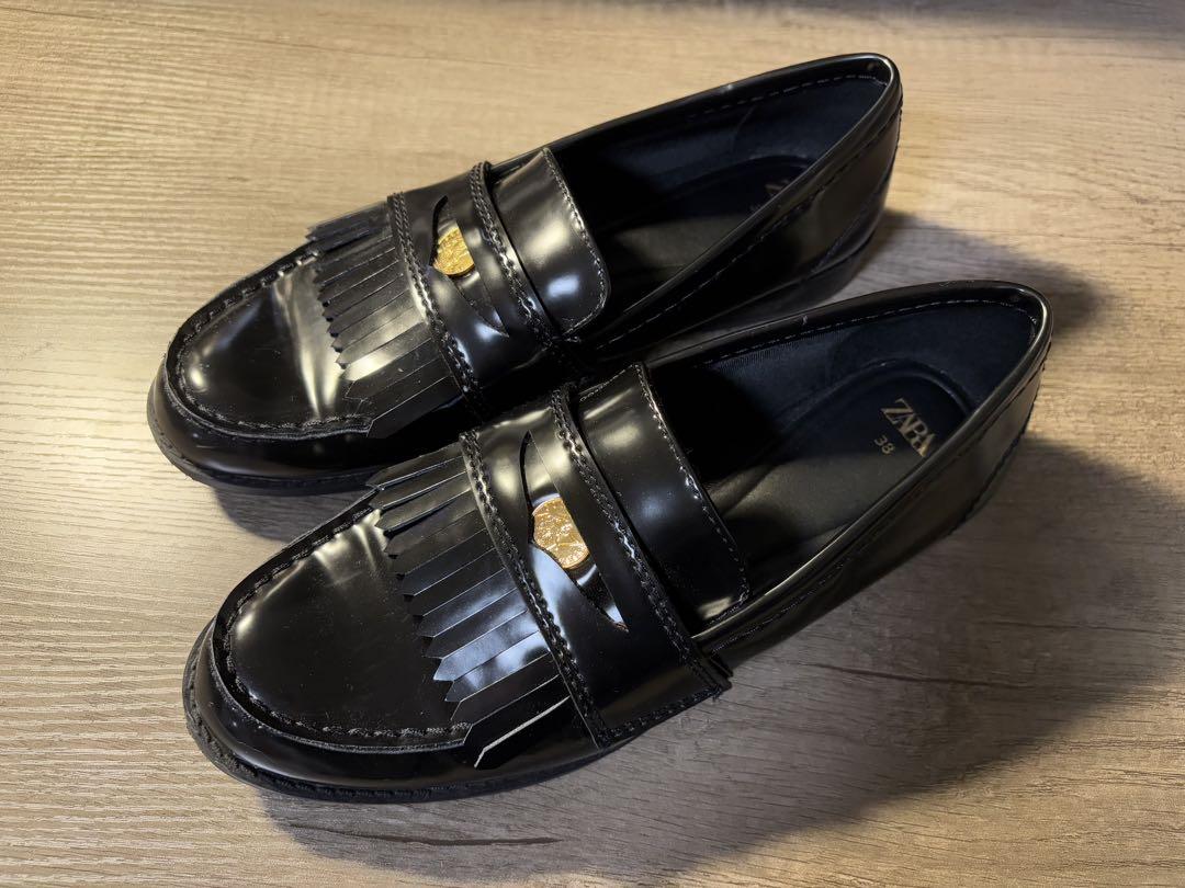 【stilmoda】フリンジ付きブラックローファー ZARA フリンジ付きローファー ブラック 38 - 靴在庫 処分 セール