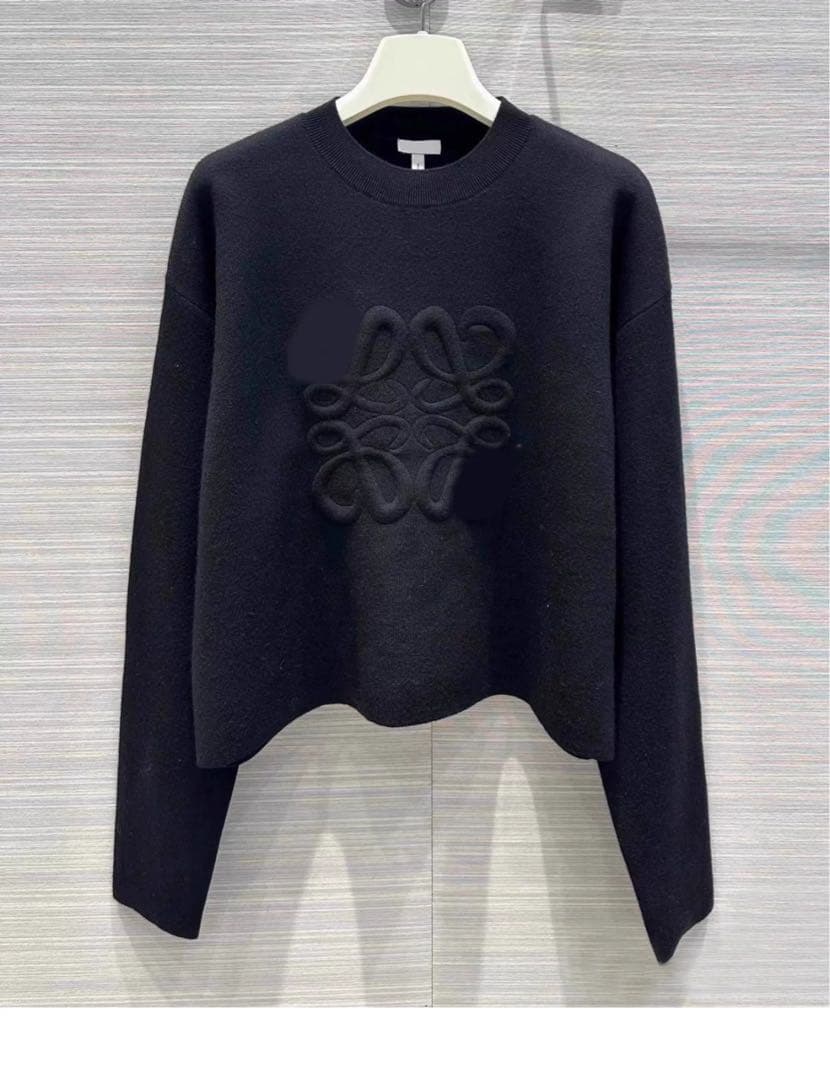 【値下げ不可】大人気!2点のみ再入荷!立体ロゴマークニット 【値下げ不可】大人気!2点のみ再入荷!立体ロゴマークニット