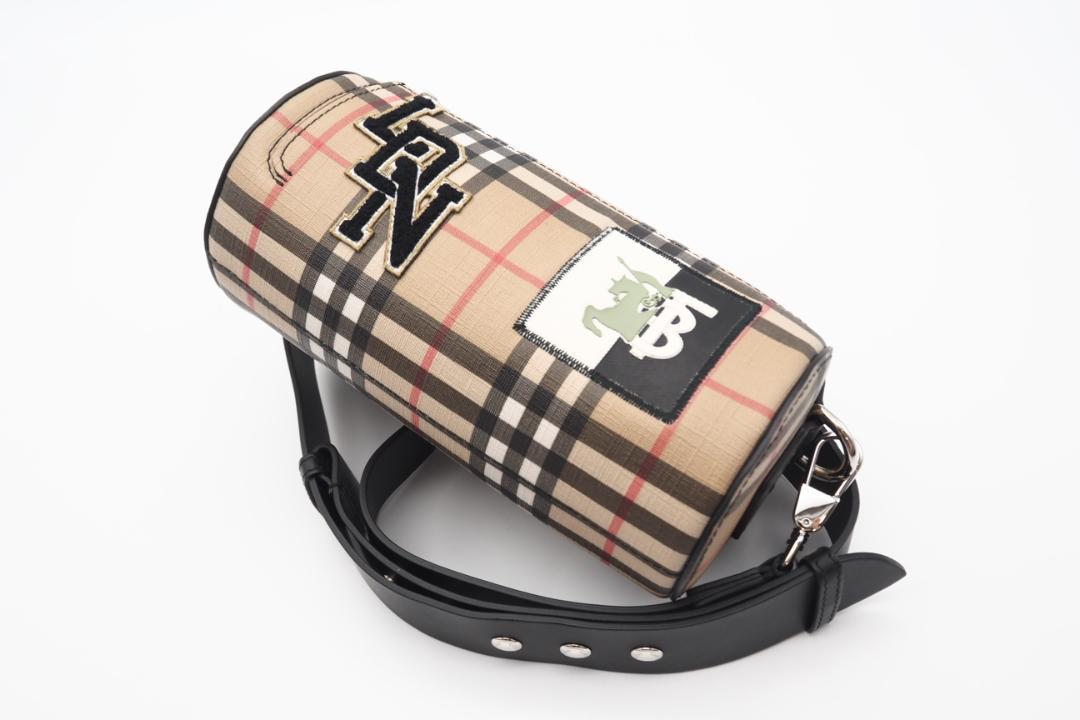 ✿ BURBERRY