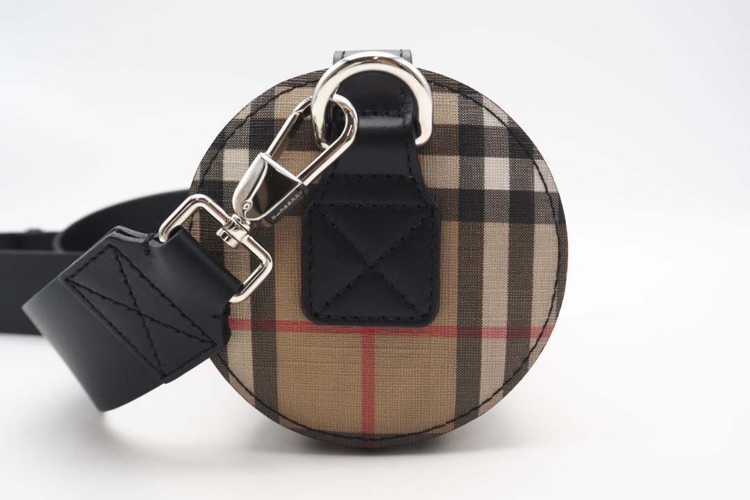 ✿ BURBERRY