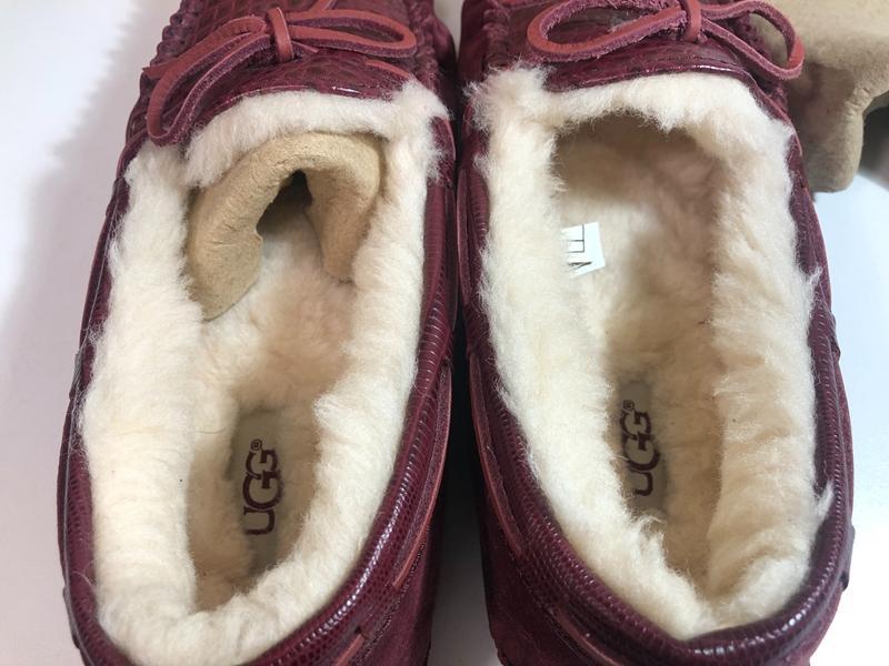 新品未使用品☆UGG　アグ　W　DAKOTA　CROCO　24㎝