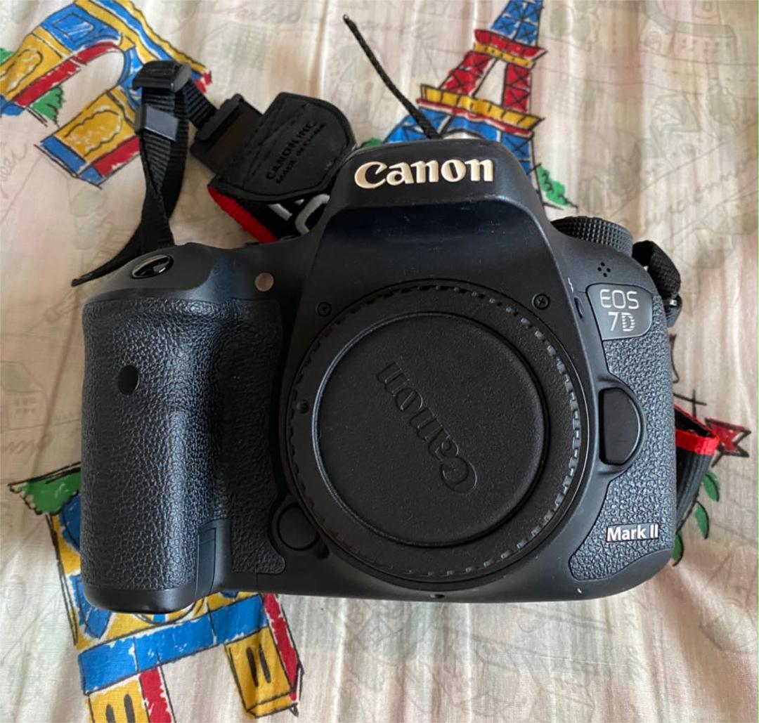 Canon EOS 7D MARK2 BLACK ボディ キャノン 一眼レフ