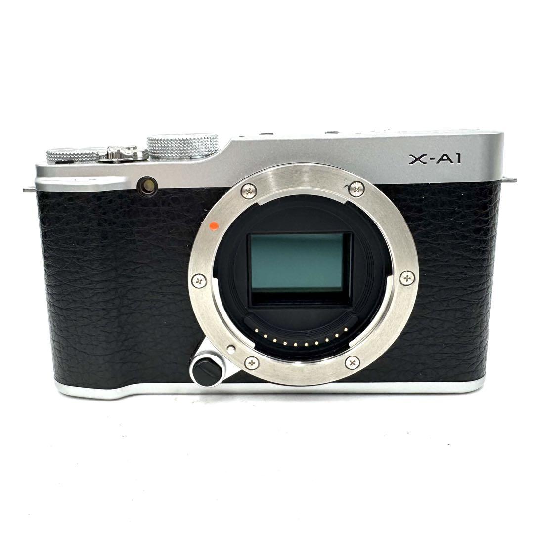 動作良好 FUJIFILM X-A1 シルバー XC 16-50mm OIS