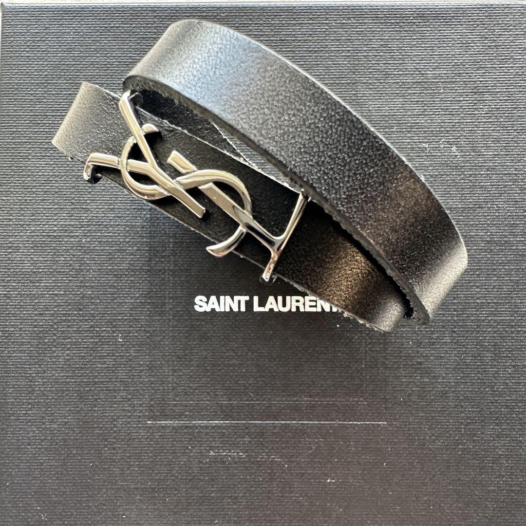 Saint Laurent オピウム ロゴプレート レザーバングル