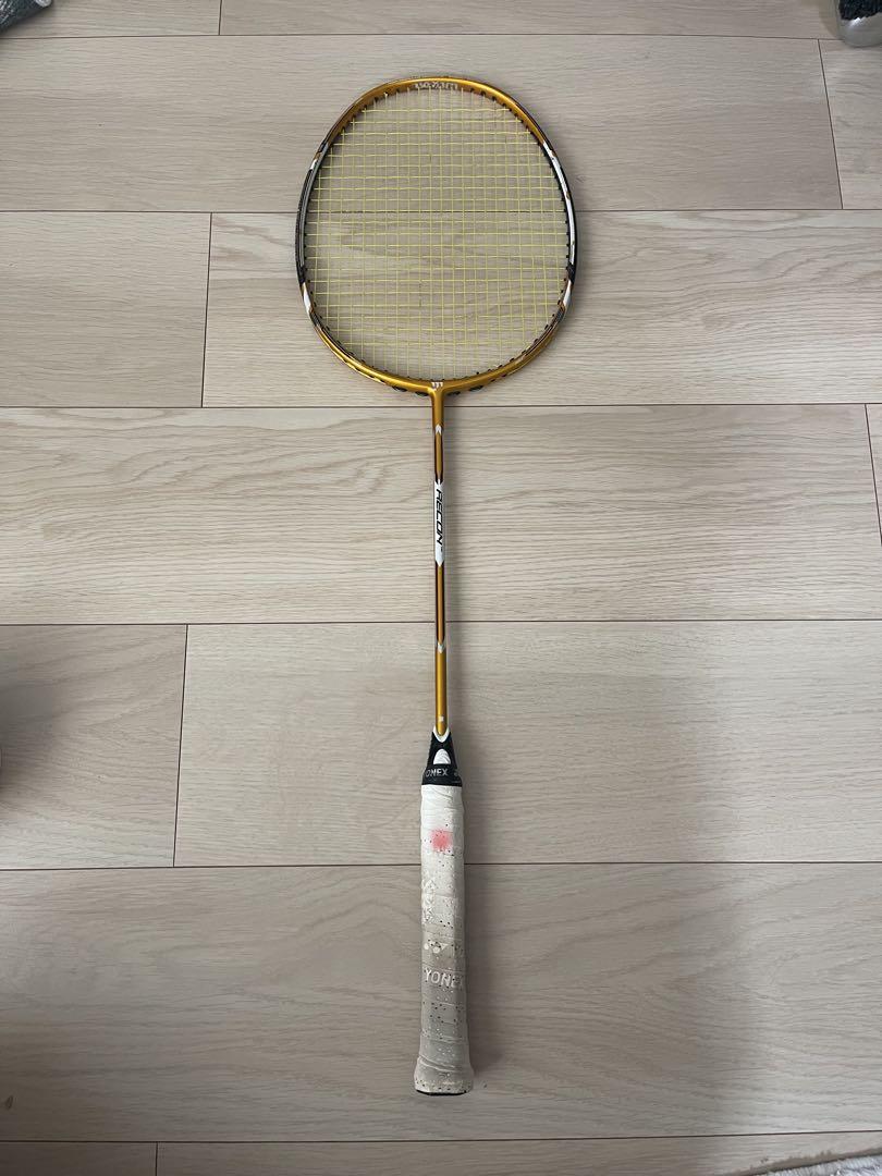 バドミントンラケット Wilson recon