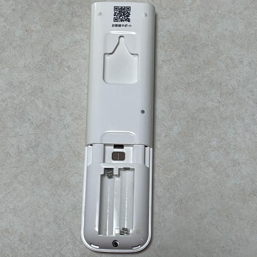 DAIKIN エアコン用リモコン【ジャンク品】 ARC478A66 ホワイト