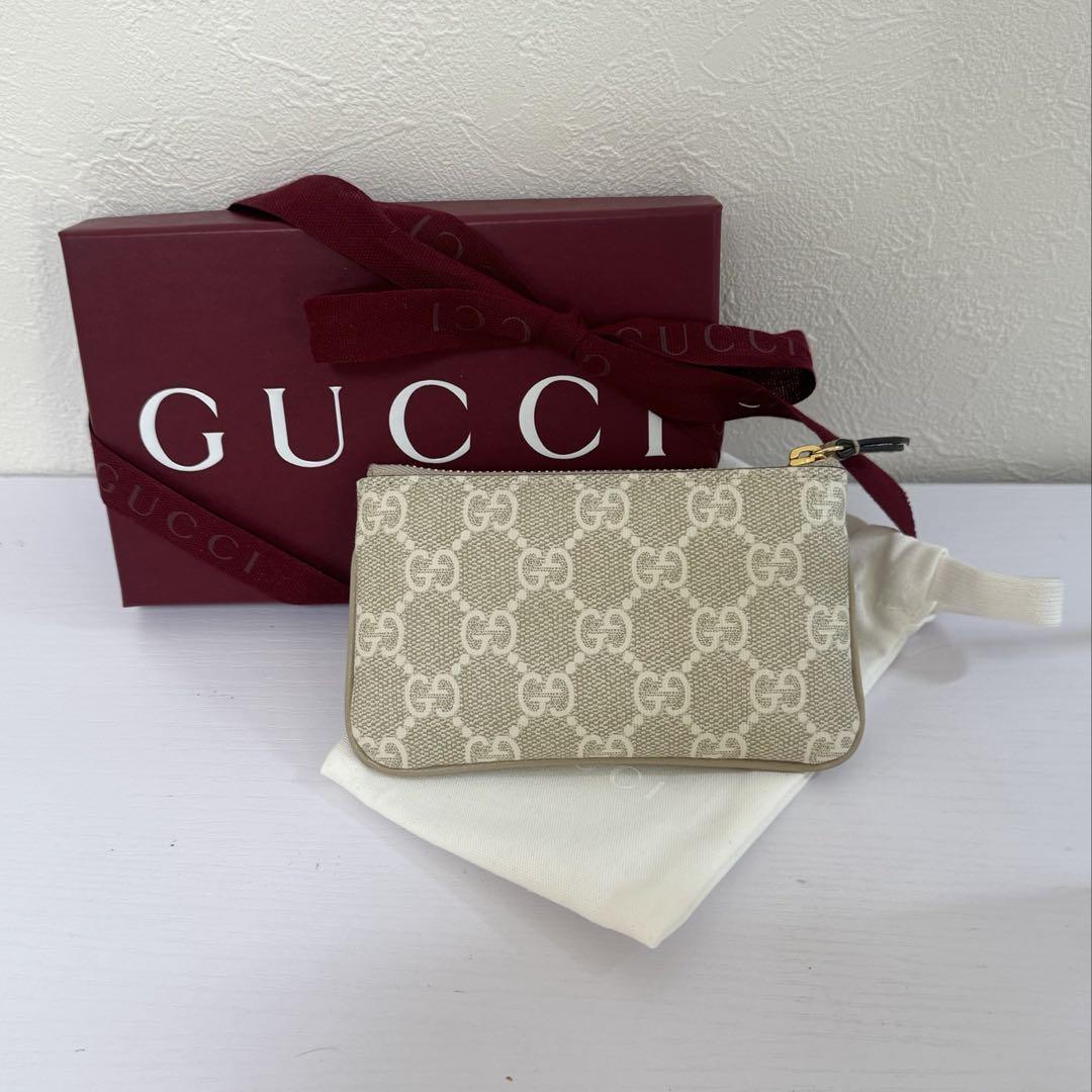 GUCCI GGパターン キーケース ベージュ