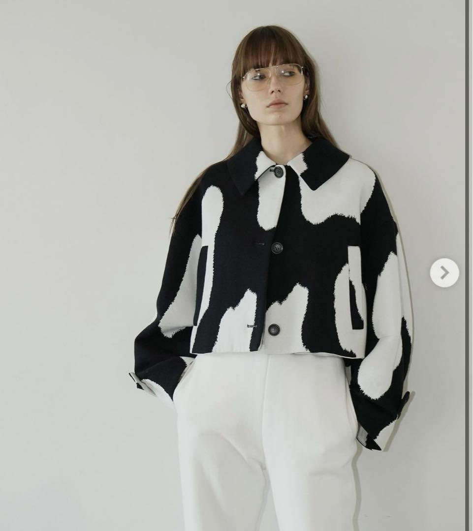 CLANE BULKY SLEEVE CROPPED JACKET サイズ2