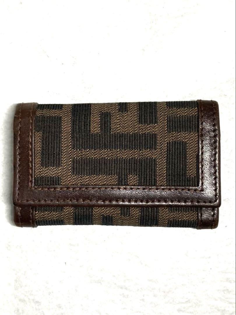 良品 FENDI フェンディ ズッカ柄 キャンバス 6連キーケース